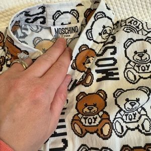 Migrating boys size 10 shirt